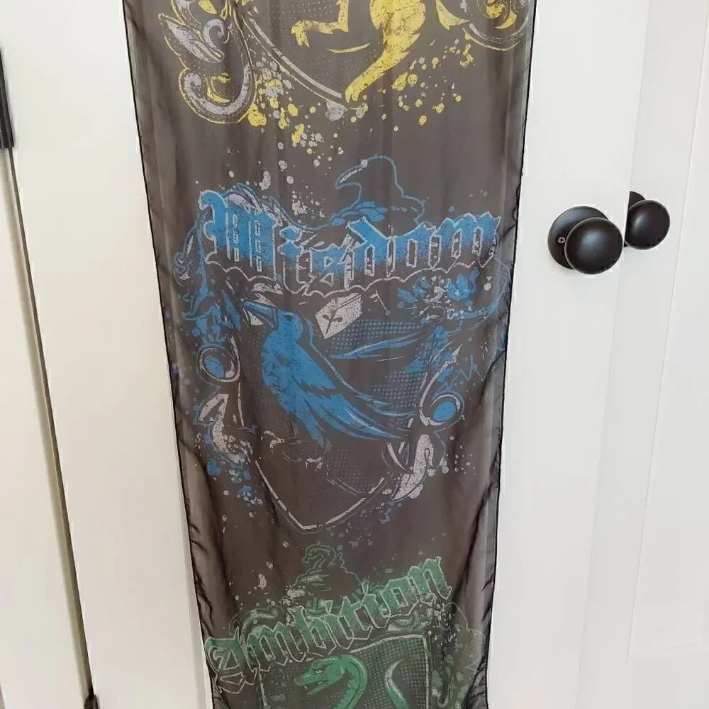 Scarf- Harry Potter House Crest Theme